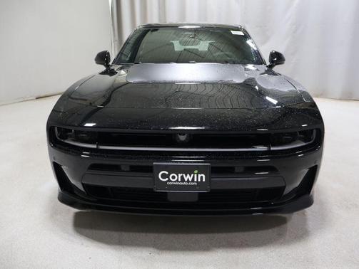 Diamond Black Crystal Pearlcoat 2026 Dodge Charger R/T