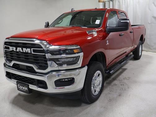2025 RAM 2500 Tradesman Crew Cab 4x4 8' Box