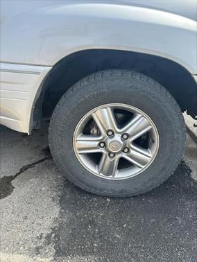 2006 Lexus LX 470 Base