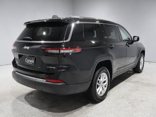 2022 Jeep Grand Cherokee L Laredo