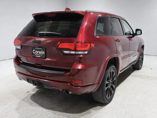 2018 Jeep Grand Cherokee Laredo E