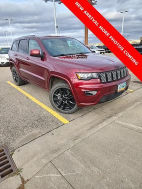 2018 Jeep Grand Cherokee Laredo E