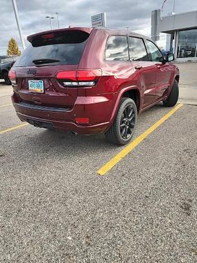 2018 Jeep Grand Cherokee Laredo E