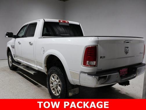 2018 RAM 2500 Laramie Crew Cab 4x4 6'4' Box