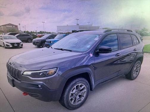 2022 Jeep Cherokee Trailhawk
