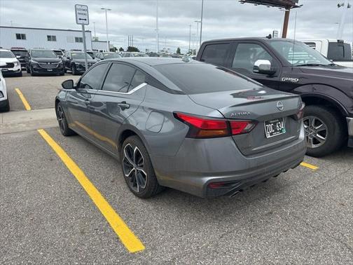 2023 Nissan Altima SR Intelligent AWD
