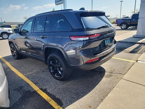 2024 Jeep Grand Cherokee Limited