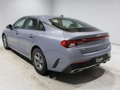 2022 Kia K5 LXS