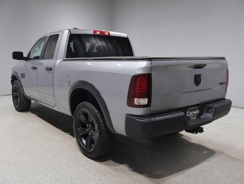 Billet Silver Metallic Clearcoat 2022 RAM 1500 Classic SLT