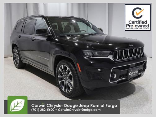 Diamond Black Crystal Pearlcoat 2023 Jeep Grand Cherokee L Overland