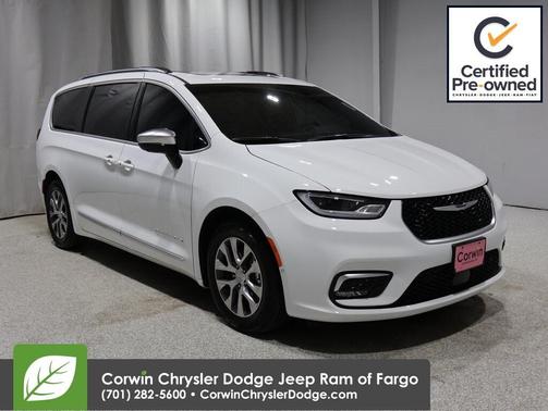 2025 Chrysler Pacifica L