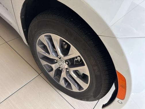 2025 Chrysler Pacifica L