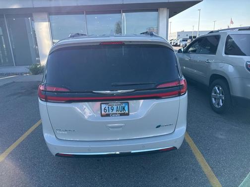 2021 Chrysler Pacifica Hybrid Limited