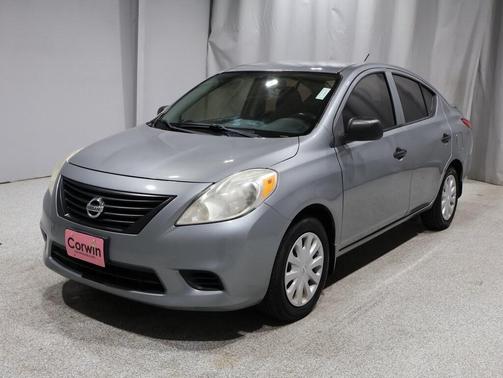 2014 Nissan Versa 1.6 S+