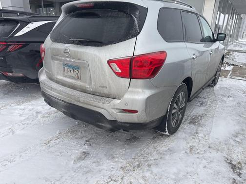 2020 Nissan Pathfinder S 4WD