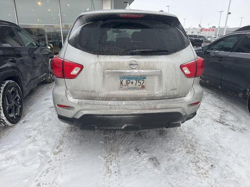 2020 Nissan Pathfinder S 4WD