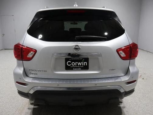 2020 Nissan Pathfinder S 4WD