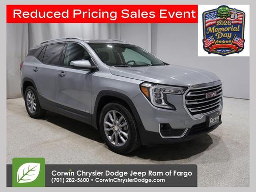 Sterling Metallic 2024 GMC Terrain SLT
