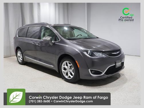 Granite Crystal Metallic Clearcoat 2019 Chrysler Pacifica Limited