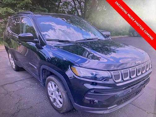 2022 Jeep Compass Latitude Lux
