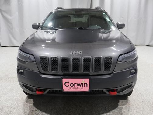 2020 Jeep Cherokee Trailhawk