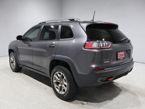2020 Jeep Cherokee Trailhawk
