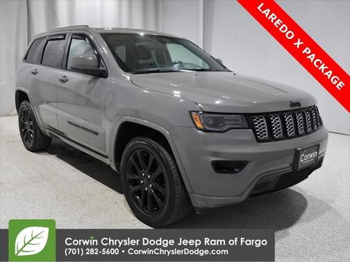 2022 Jeep Grand Cherokee Laredo