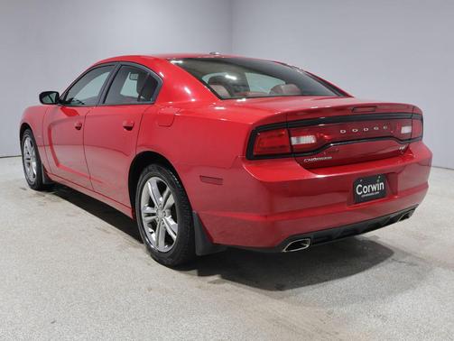 Redline 3 Coat Pearl 2013 Dodge Charger R/T
