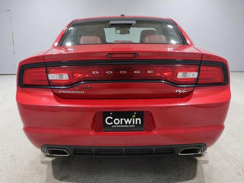 Redline 3 Coat Pearl 2013 Dodge Charger R/T