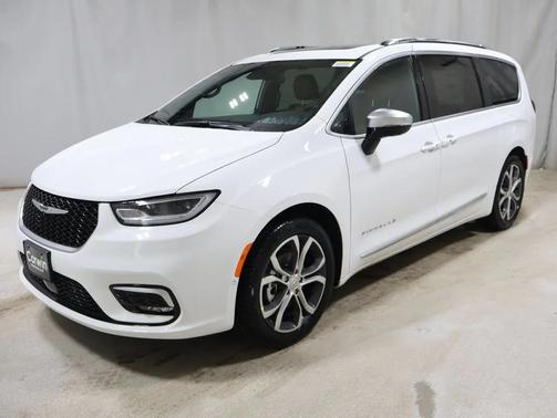 2026 Chrysler Pacifica L