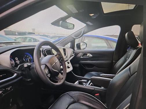 2025 Chrysler Pacifica Limited