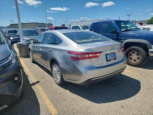 2015 Toyota Avalon Hybrid XLE Touring