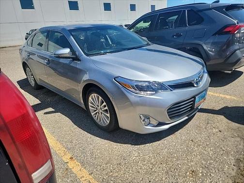 2015 Toyota Avalon Hybrid XLE Touring