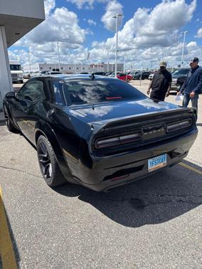 Pitch Black Clearcoat 2019 Dodge Challenger SRT Hellcat