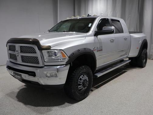 2016 RAM 3500 Laramie