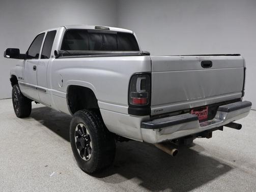 2001 Dodge Ram 2500 Base