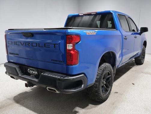2023 Chevrolet Silverado 1500 Custom Trail Boss