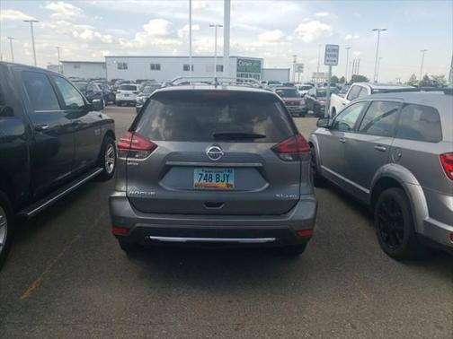 2020 Nissan Rogue SL