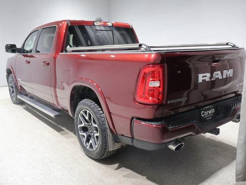 Delmonico Red Pearlcoat 2025 RAM 1500 Laramie