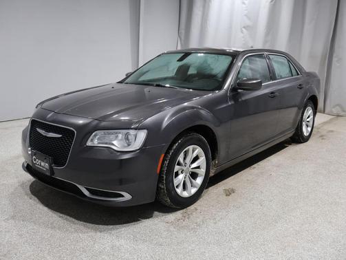 2015 Chrysler 300 Limited
