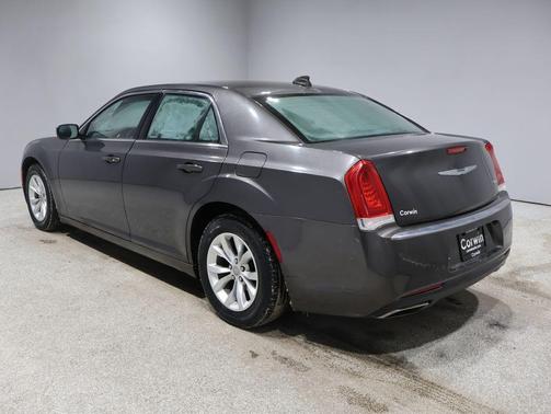 2015 Chrysler 300 Limited