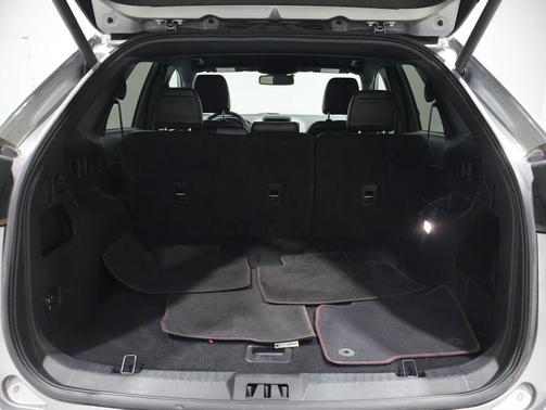 ICONIC SILVER 2024 Ford Edge ST Line