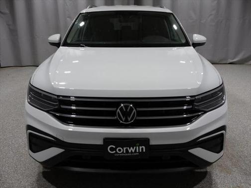 2024 Volkswagen Tiguan 2.0T SE 4MOTION