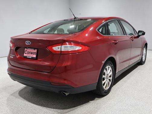2016 Ford Fusion S