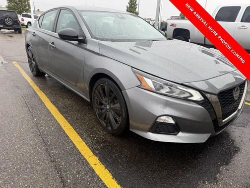 2020 Nissan Altima SR FWD