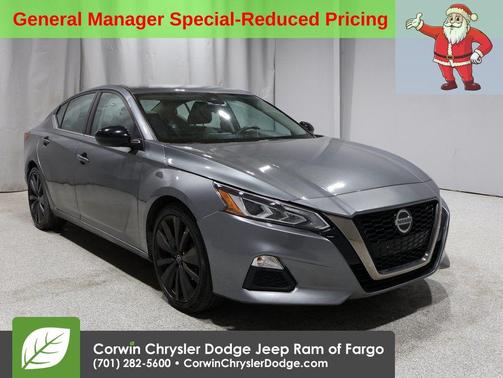 2020 Nissan Altima SR FWD