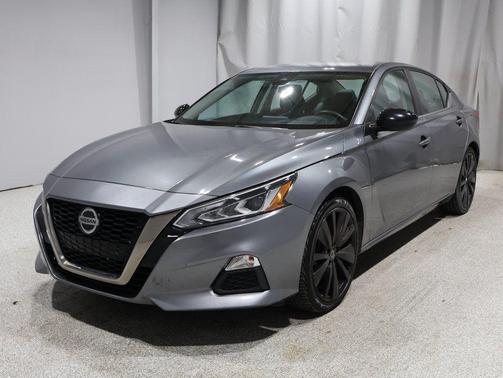 2020 Nissan Altima SR FWD
