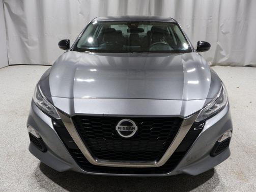 2020 Nissan Altima SR FWD