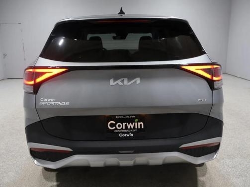 2024 Kia Sportage LX