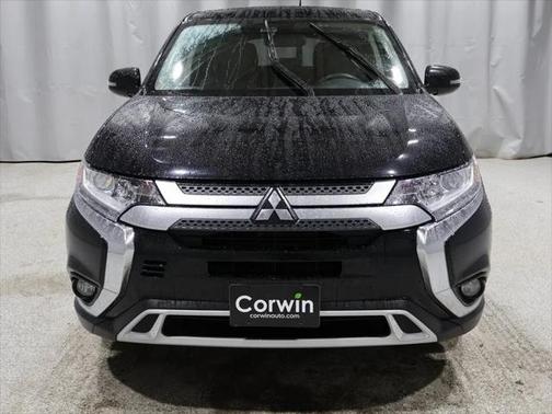 2020 Mitsubishi Outlander SE